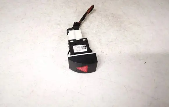 Skoda Octavia Mk2 (1Z) Hazard light switch 1z0953235b