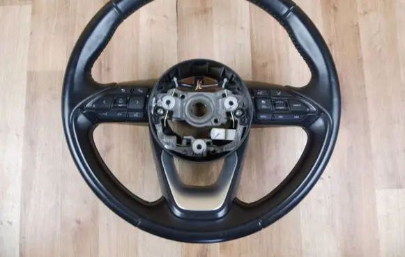 Toyota Yaris XP210 Steering wheel 45100K0140