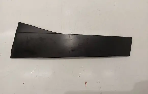 Volkswagen PASSAT B6 Rear door glass trim molding 3C9839903
