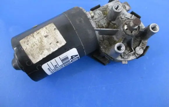 Audi A3 S3 8L Front wiper linkage and motor 1J1955113A
