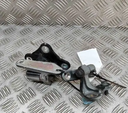 Mercedes-Benz ML W164 Front door hinges set A2517201637 A2517201437