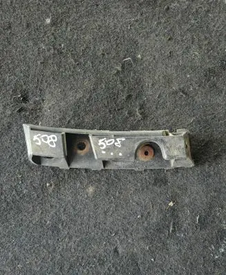 Peugeot 508 Front bumper mounting bracket 9686570480