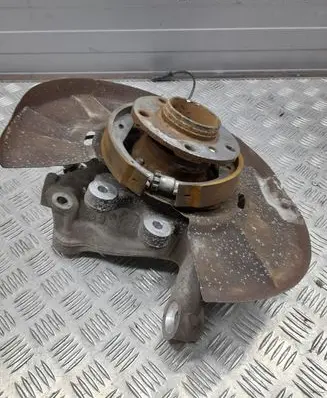 BMW 7 F01 F02 F03 F04 Rear wheel hub 6797448