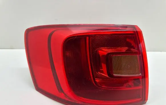 Volkswagen Jetta VI Rear/tail lights 5C6945095