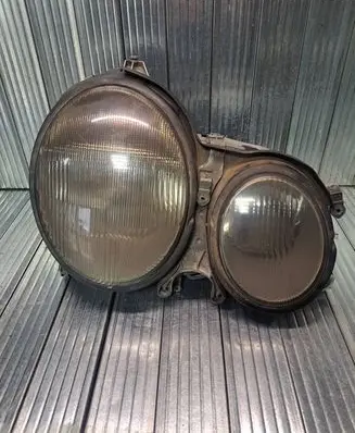 Mercedes-Benz E W210 Headlight/headlamp 15060800