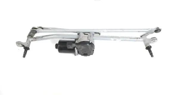 Front wiper linkage and motor