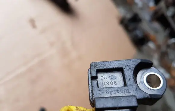 BMW 3 E90 E91 Air pressure sensor 7804742