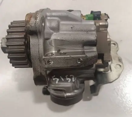 Jaguar XF X250 Fuel injection high pressure pump AH2Q9B395AB 0445010629
