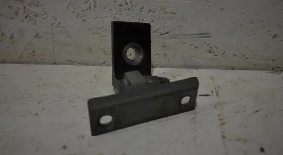 BMW X5 E70 Front door upper hinge 7068074