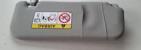 Toyota Avensis T270 Sun visor