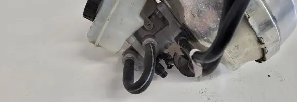 Jaguar XE Brake booster GX732B195BF 1039986093 189618322X5