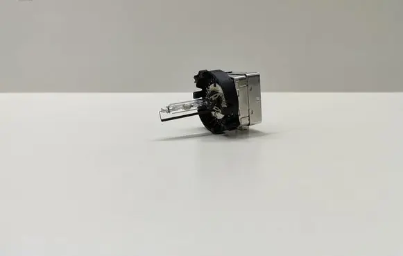 BMW 5 E60 E61 Xenon bulb 006261 00626113 D1S