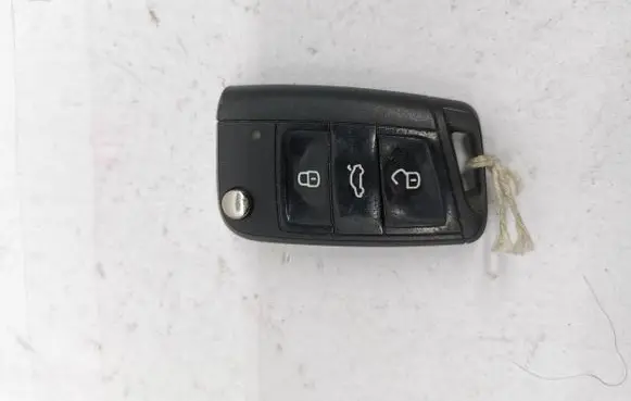 Volkswagen Golf VII Ignition key/card 5G0959752