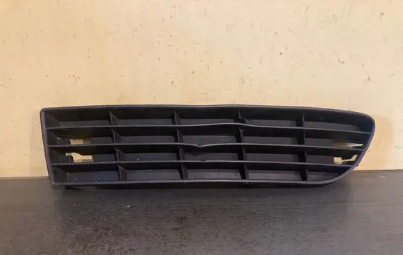 Audi A6 S6 C4 4A Front bumper lower grill 4A0807345J 12069