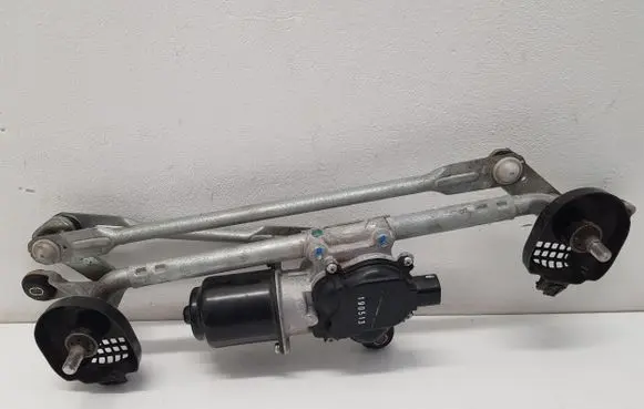 Mitsubishi Space Star Front wiper linkage and motor WM72
