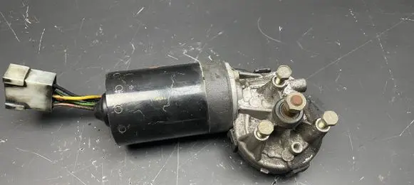 Mercedes-Benz Sprinter W901 W902 W903 W904 Wiper motor 0390241346 1395106