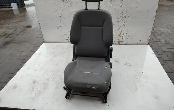 Peugeot Partner Front driver seat 