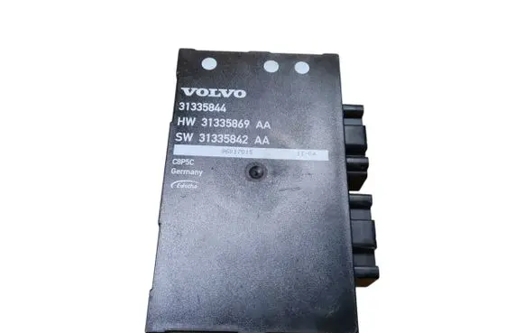 Volvo V70 Tailgate/trunk control unit/module 31335869 31335844 31335842