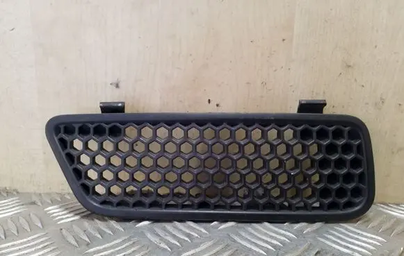 Renault Scenic I Front grill 7700428467B