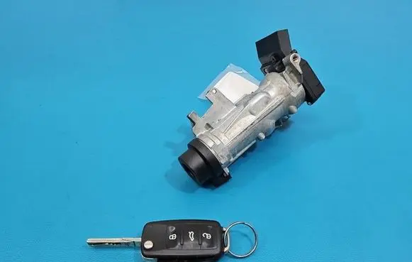 Skoda Rapid (NH) Ignition lock 1K0905851B IMPRK1562107
