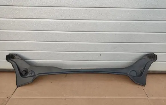 BMW 2 F45 Wiper trim 7305497 51717305497