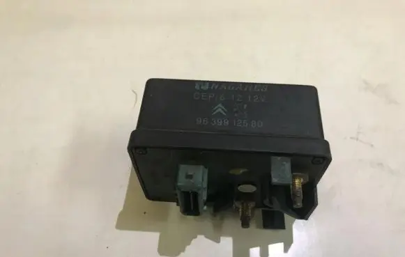 Citroen C5 Glow plug pre-heat relay 9639912580