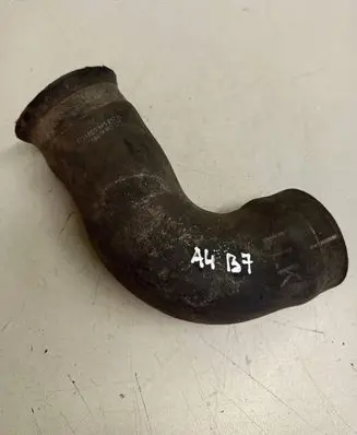 Audi A4 S4 B7 8E 8H Intercooler hose/pipe 8E0145837G