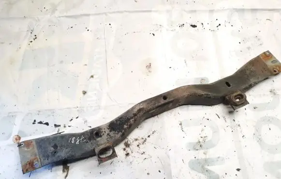 Chrysler Voyager Radiator support slam panel