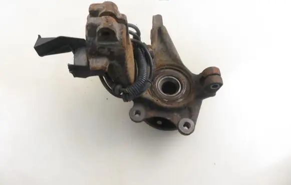 Front wheel hub spindle knuckle
