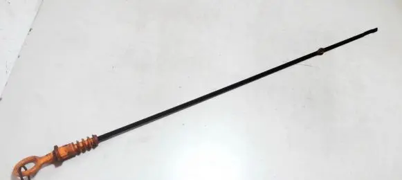 Volkswagen PASSAT B6 Oil level dip stick 038115611b