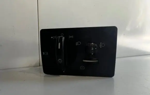 Ford Focus Light switch 4M5T13A024AA