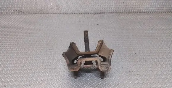 Mercedes-Benz ML W163 Engine mount bracket