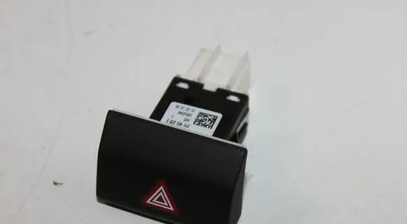 Skoda Superb B6 (3T) Hazard light switch 3T0953235D