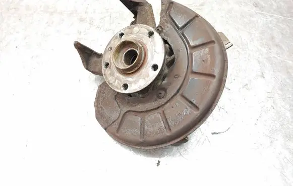 Skoda Yeti (5L) Front wheel hub spindle knuckle