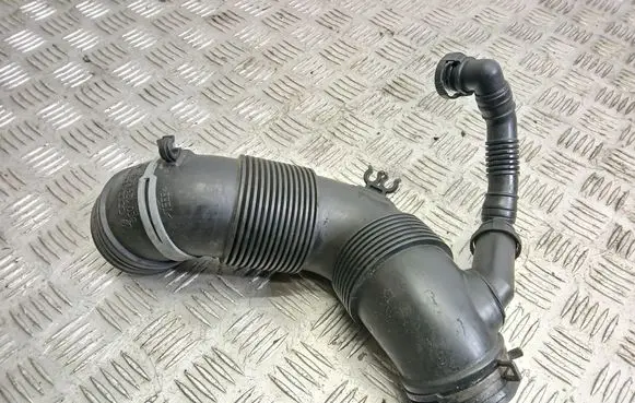 Seat Altea Turbo air intake inlet pipe/hose 3C0129654M