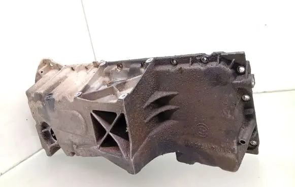 Oil sump