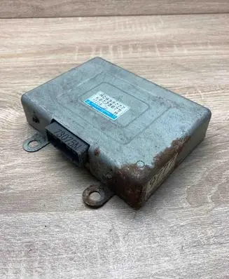 Mitsubishi Pajero Engine control unit/module ECU MC899777 K8T73075 7218