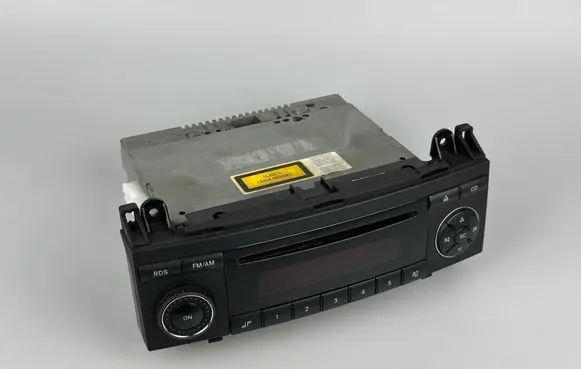 Mercedes-Benz A W169 Radio/CD/DVD/GPS head unit A1698200286 BE6086