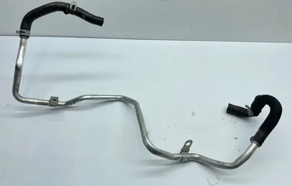 Coolant pipe/hose
