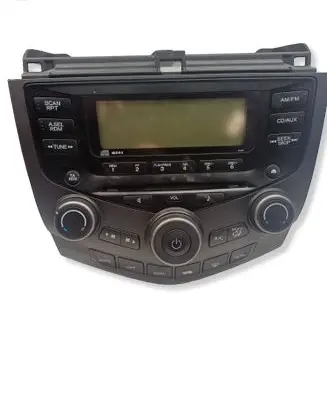 Honda Accord Radio/CD/DVD/GPS head unit 39050SEFG150M1 021113 RG726RD