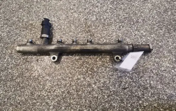 Volvo S40, V40 Fuel main line pipe 0445214024 7700114017