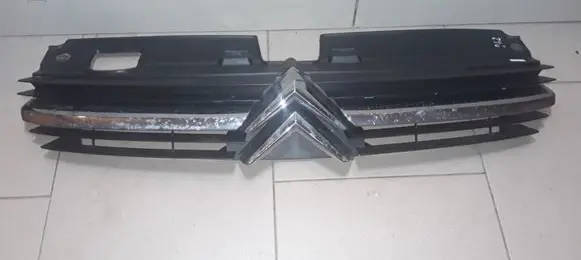 Citroen C5 Front grill 9636751980