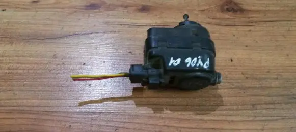 Peugeot 406 Headlight level adjustment motor 
