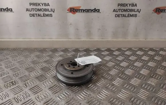 Volkswagen Golf IV Crankshaft pulley
