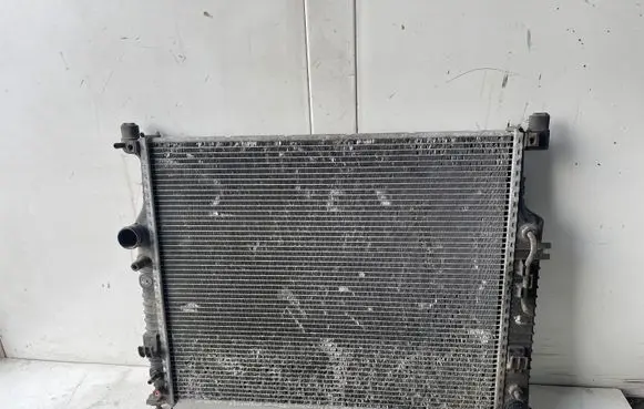 Mercedes-Benz R W251 Coolant radiator A2515000304