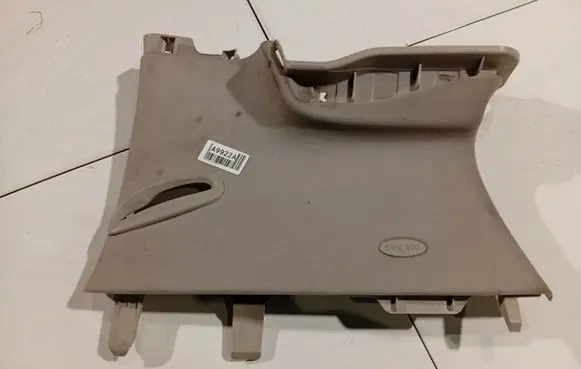 Renault Vel Satis (D) pillar trim (bottom) 8200265992