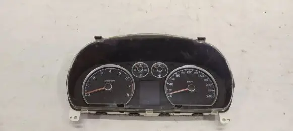 Hyundai i30 Speedometer (instrument cluster) 940332R005 11001764811U