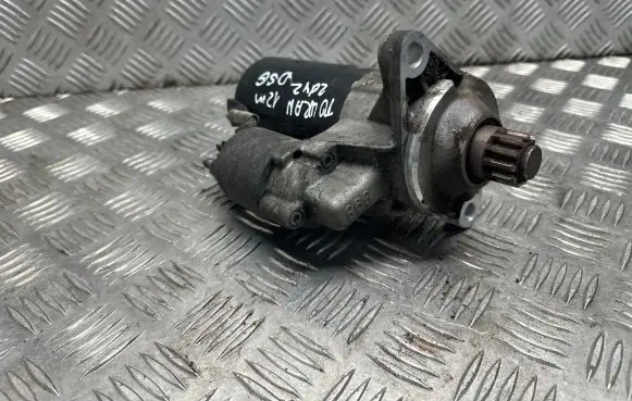 Volkswagen Touran II Starter motor 0001123044 02E911024A