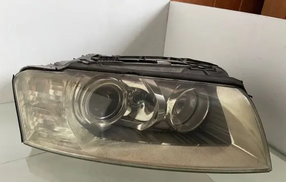 Audi A8 S8 D3 4E Headlight/headlamp 15815400 158118