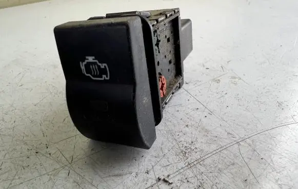 Other switches/knobs/shifts